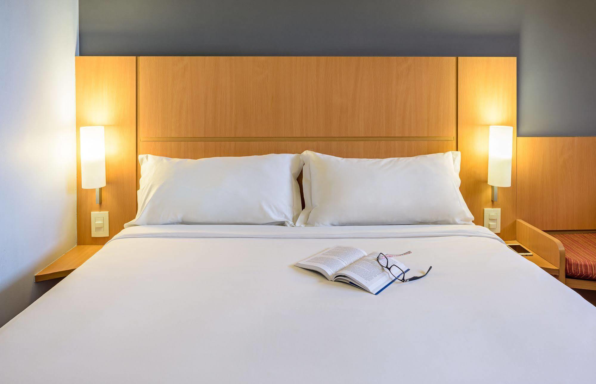 Hotel Ibis Belem Aeroporto Extérieur photo